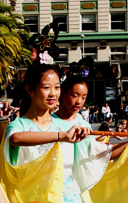 Alison Savoring Chinese Dance5