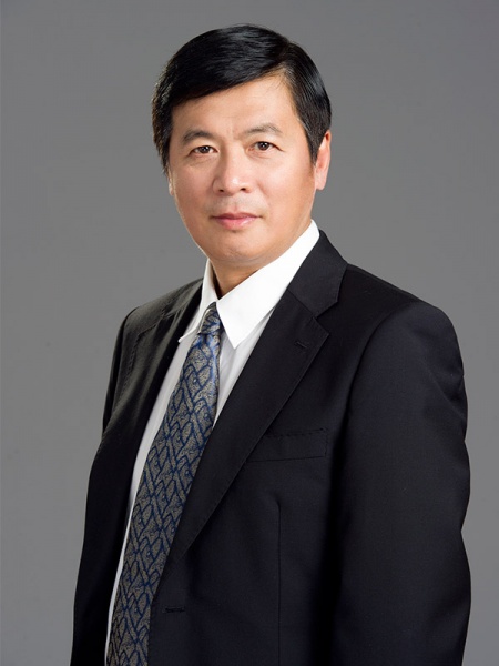 Junyi Tan