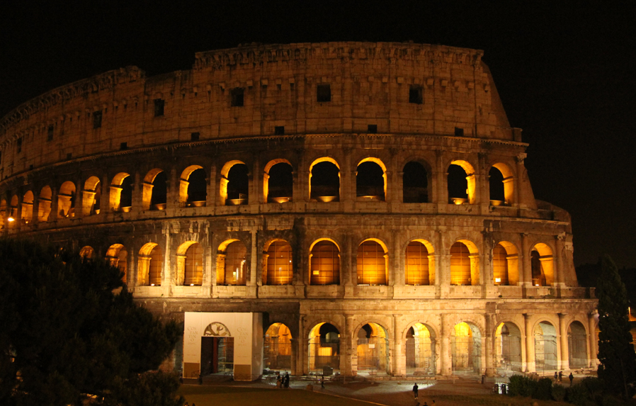 Annie Coliseum Rome