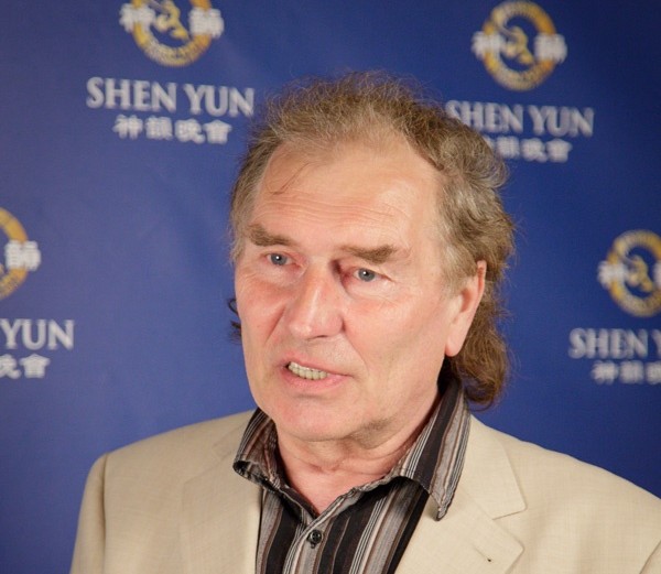 20140508 Zbynek Plesar Shen Yun