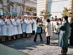 在韩国12天12场演出圆满结束，韩国人的纯朴和善良令我和很多神韵演员们都难以忘怀。 （亚克）