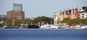 Stockholms Hafen nicht in der Abendd&auml;mmerung. (Annie Li)