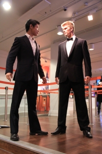 Innan vi &aring;kte stod dansare Jeff Sun ansikte mot ansikte med David Beckham. N&auml;mnde jag att herr Beckham var gjord av vax? (Jeff Suns kamera)