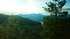 Ein Land vor unserer Zeit &hellip; Aufgenommen auf der Interstate 5 in den Shasta Mountains. (Ben Chen, Lumix GF3)