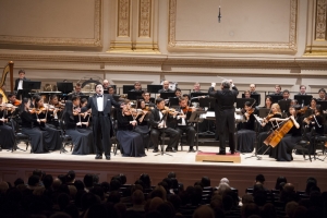 Tenor Tian Ge performs &#039;Hope of Returning Home,&#039; conducted by Milen Nachev.