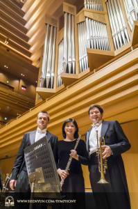 Von links: Erste Klarinette, Flöte und Trompete: Yevgeniy Reznik, Chia-Jung Lee und Eric Robins. (Foto: TK Kuo)
