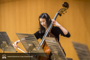 Bassist Juexiao Zhang. (photo by TK Kuo)
