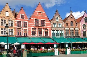 Sebuah kafe di Bruge. (Foto oleh Joe Huang)
