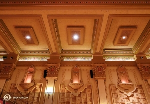 The Granada Theatre lobby walls, Santa Barbara. (Photo by Annie Li)
