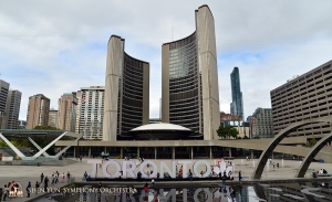 A week after leaving the tropical island of Taiwan, Shen Yun Symphony Orchestra started its North America tour in Toronto.