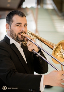 Alexandru Moraru, oorspronkelijk uit Roemenië, is een bekroond musicus.