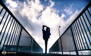 Le danseur Henry Hong est originaire de Taïwan. Pendant son séjour à Londres, certains de ses collègues de Shen Yun ont fait une tournée dans son pays d'origine. (Photo du premier danseur Kenji Kobayashi)
