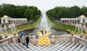 It's no wonder Peterhof Palace is often referred to as the 