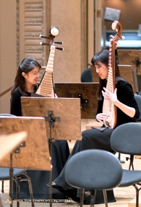 Les joueuses de Pipa, Yuru Chen et Yu Liang. 
