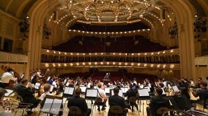 Dan pemberhentian terakhir Shen Yun Simphony Orchestra 2018 adalah Chicago Symphony Center.
