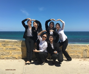 Les musiciens profitant du dernier jour à Perth, nous adorons ça !<br />
