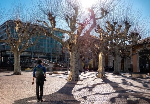 Parfois, il faut du temps et une observation minutieuse pour trouver le lieu idéal pour une photo. (Photo de Monty Mou)<br />
