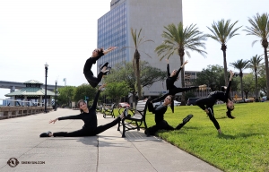 <p>좋은 아침! 션윈국제예술단 무용수들이 플로리다 잭슨빌에 도착했어요. (Photo by dancer Diana Teng)</p>
