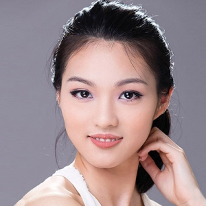 Evangeline Zhu 400w