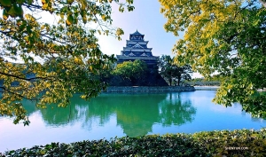 A peek at the classical architecture of Hiroshima Castle, originally built in the 1590s. (Photo by Yevgeniy Reznik)