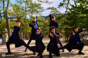 Performers strike a pose together on the walkway (no pedestrians were blocked in the making of this photo).

(Photo by dancer Tony Zhao)