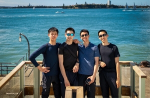 Queens Wharf offers spectacular views of the Waitemata Harbour. 

(Photo by Tony Xue)