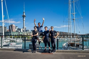 Dansers ontdekken waarom Auckland bekend staat als de 'Stad van de Zeilen'.
(Foto door Tony Xue)