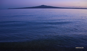 Auckland, the country's most populace city, is built on 50 dormant (phew!) volcanoes.
(Photo by projectionist Annie Li)