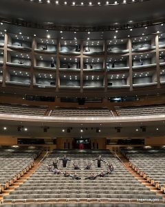 Glad Alla hjärtans dag! Vi sänder er kärlek från auditoriet (och uppifrån balkongen).