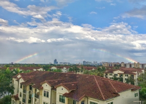 Sebuah tanda yang menggembirakan dari surga untuk pertunjukan yang akan datang!