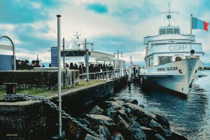 While in the picturesque city of Lausanne, Switzerland,  members of the Shen Yun New Era Company embark on a  cruise on Lake Geneva.