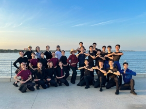 Saluti dai nostri ballerini della Shen Yun New World Company