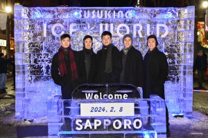The best way to embrace winter? Get up close with artfully crafted ice. On a day off, our male dancers step into the wintry magic of Susukino Ice World, where every frosty breath celebrates the season's chill.