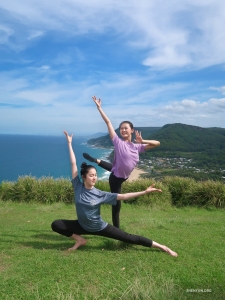 Amidst nature and overlooking the vast ocean, dancers Karina Fu and Jessica Si express their movements as freely and expansively as the horizon that stretches behind them.