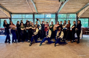 They try their hand (and feet) at dance for a change, learning the malambo, a traditional Argentine folk dance—proving art truly is a universal language.