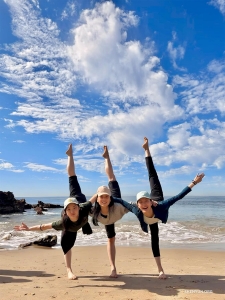 .. and of course, the opportunity to strike a pose, Shen Yun dancer-style. 